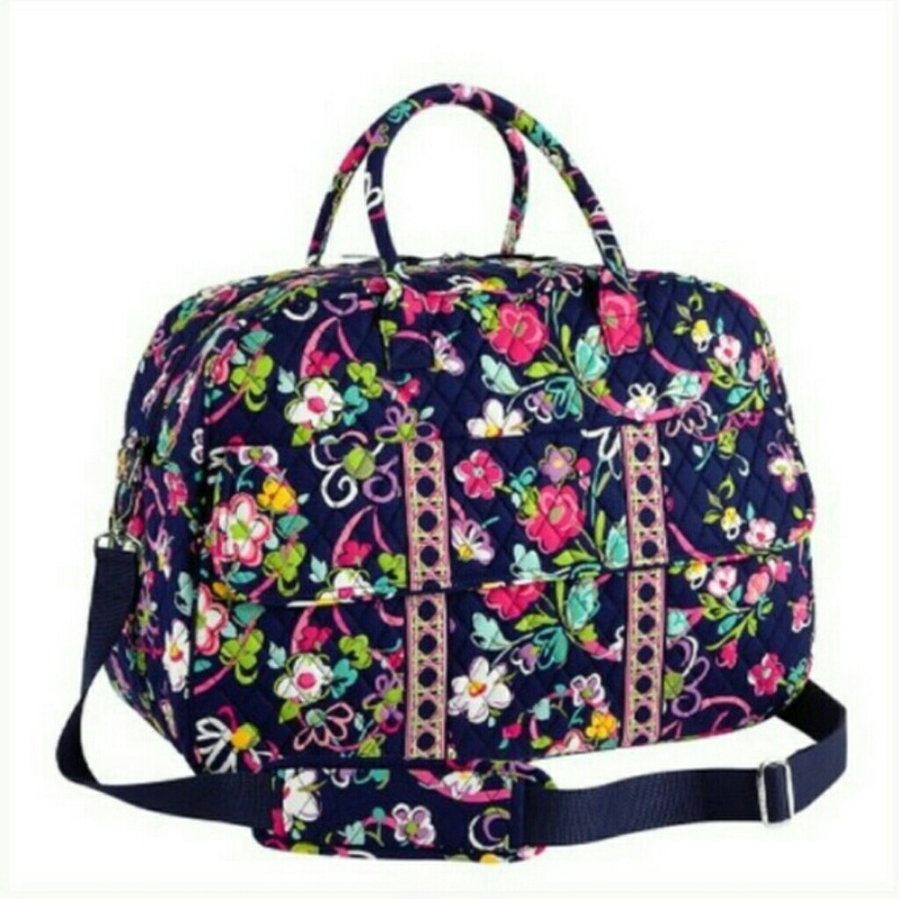 Nwt Vera Bradley Grand Traveler in Ribbons